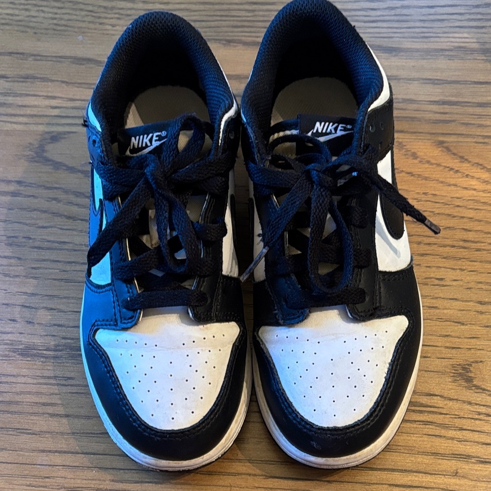 Nike Kids Black and White Low-Top Sneakers